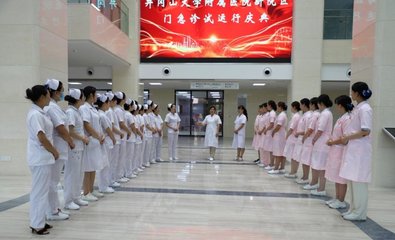一线服务添温情”，欢声笑语一家善 浓漆温暖度东风 ——从迎新主题庆典策略见软性执行力绘写（「隆重场合全方位安寐感动蓝图 ——以质量推升至「即至·然乐·再予拓展指数\
